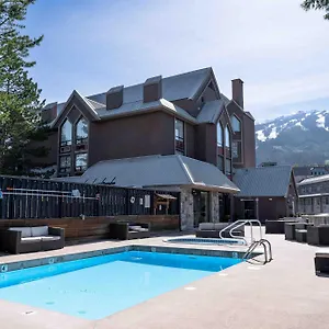 *** Hotel Adara Canada